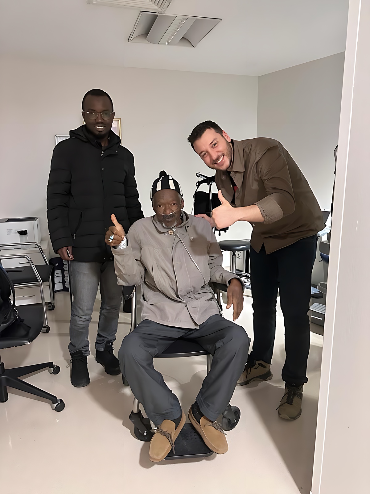 afrikalı 2 kişi fotoğraf